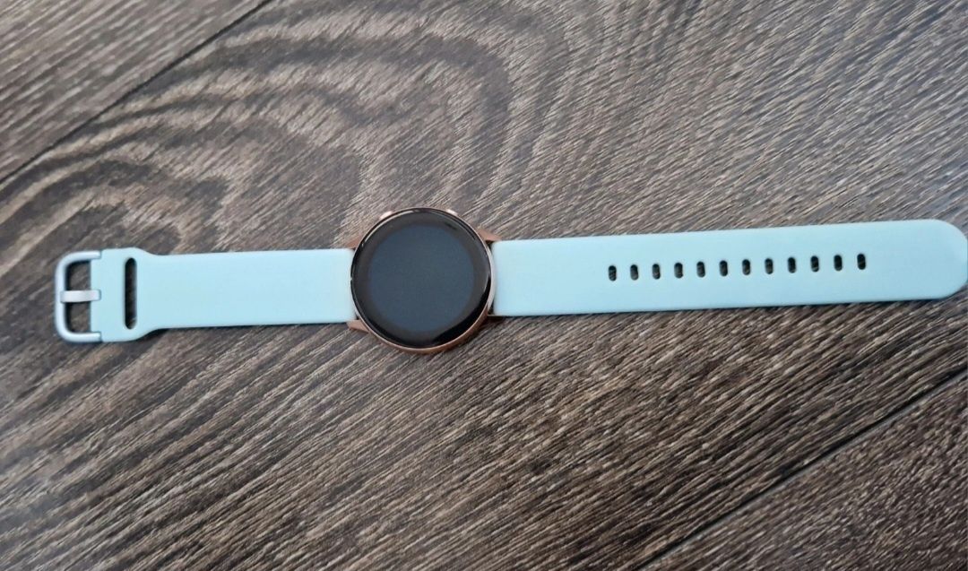 SMARTWATCH Samsung Galaxy Watch Active SM-R500 uszkodzony?