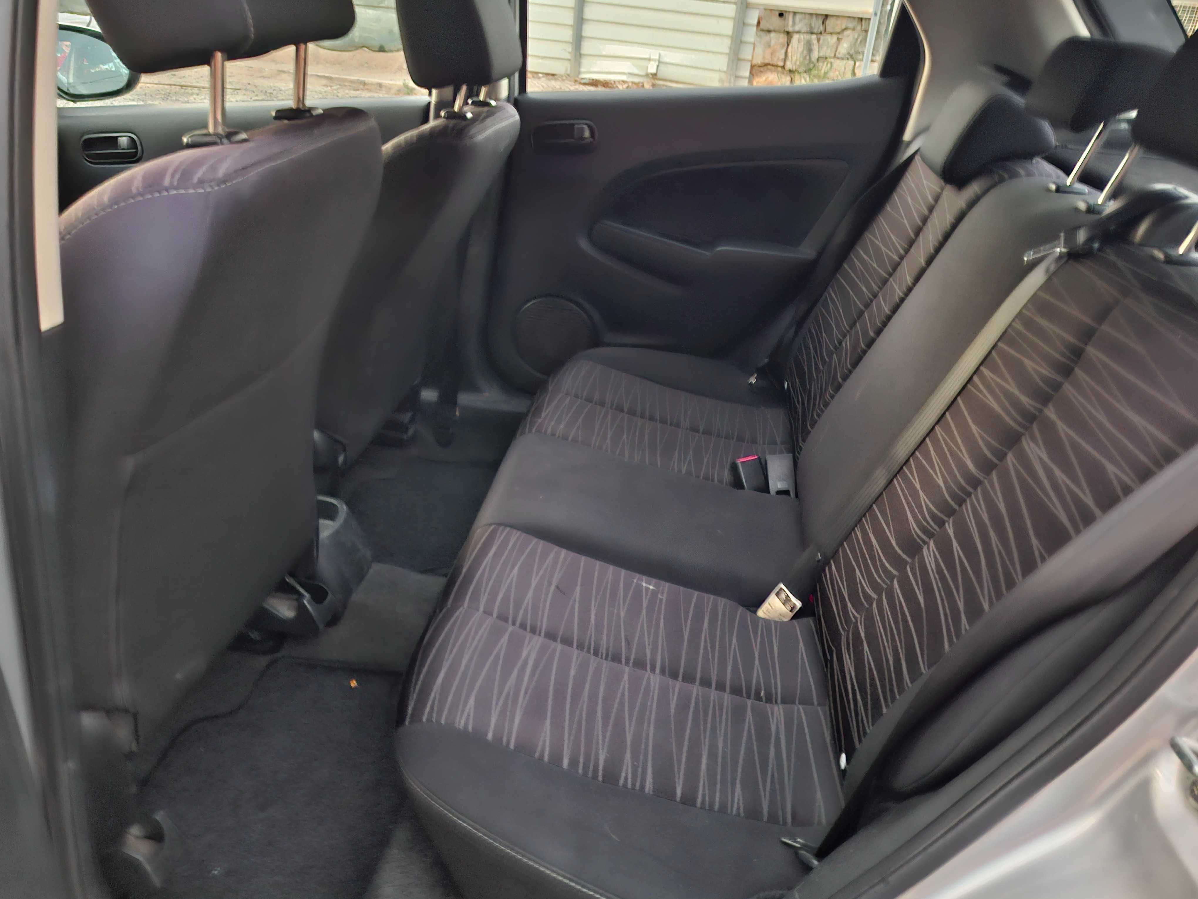 Mazda 2  1.3 MZR Exclusive