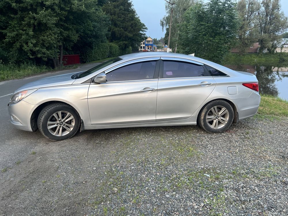 Продам Hyundai Sonata 2014 р 2.0 газ