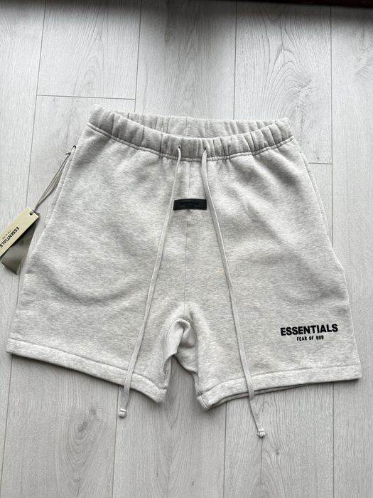 Spodenki Essentials