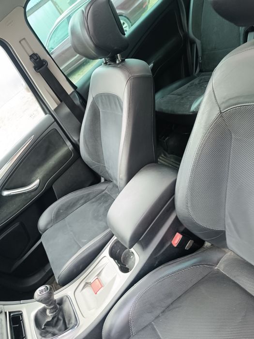 Komplet foteli Ford S-Max 2008r półskóra alkantara wyświetlacze  5os