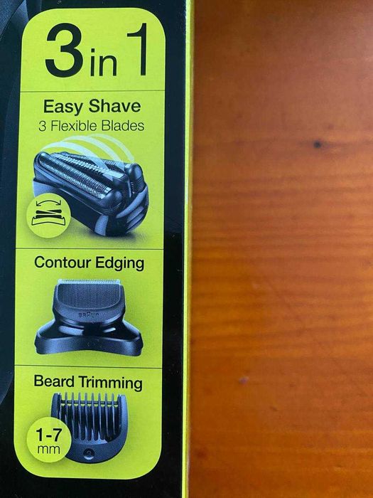 Електробритва Braun Series 3 Shave & Style 300BT