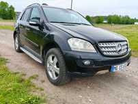 Mercedes ML * W164 * 320CDI * V6 *Automat* 4Matic * Xenon* PDC * DE *