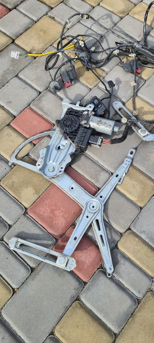 Opel Astra G Опель Астра Электростеклоподьёмник. Стеклоподьёмник