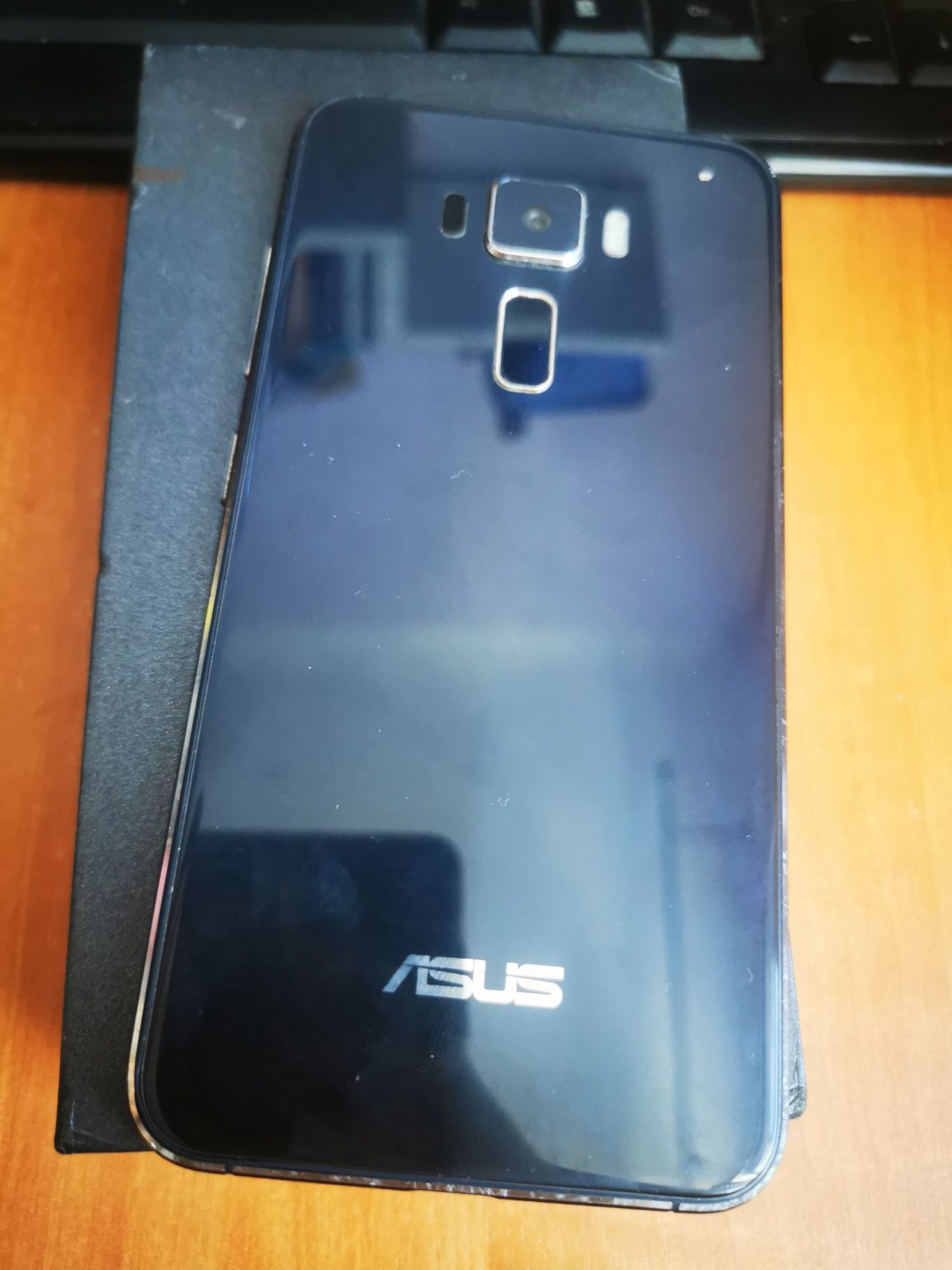 Asus zenfone 3 4gb ram