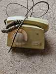 Telefon z czasów PRL