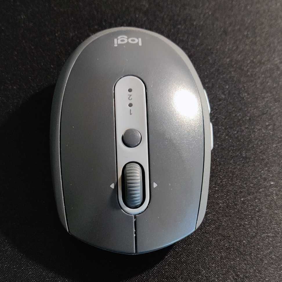 Rato sem fios Logitech M590