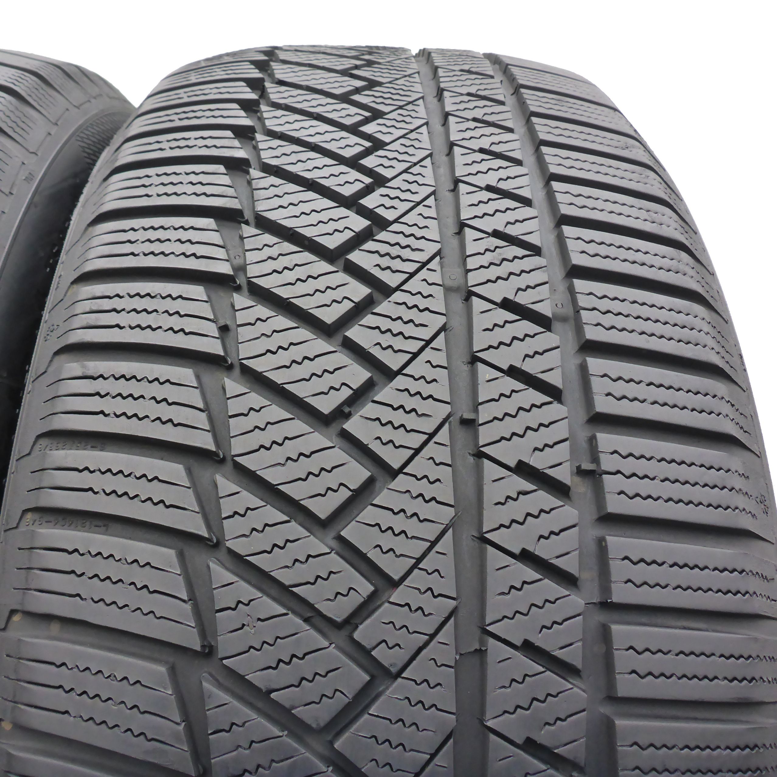 Opony 255/55/18 Continental 255/55R18 105T TS850P Zimowe 2022 7-7,5mm