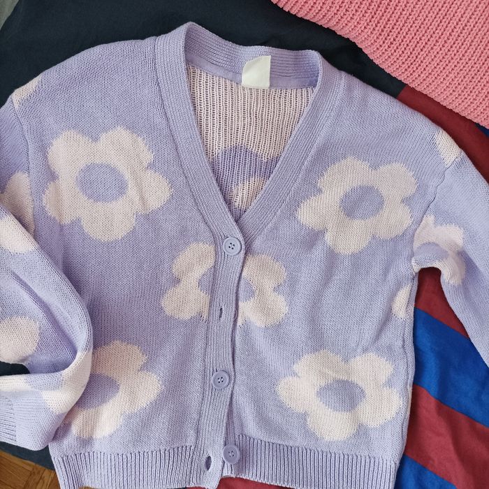 Sweter rozpinany 146