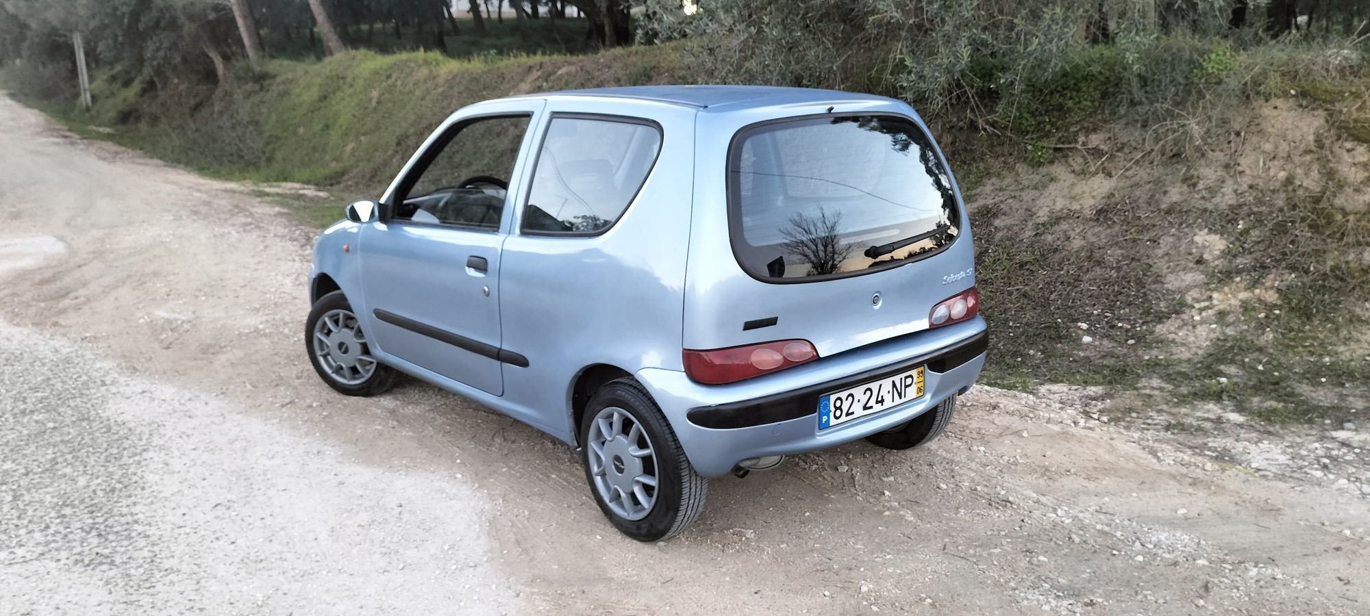 Fiat seicento          .