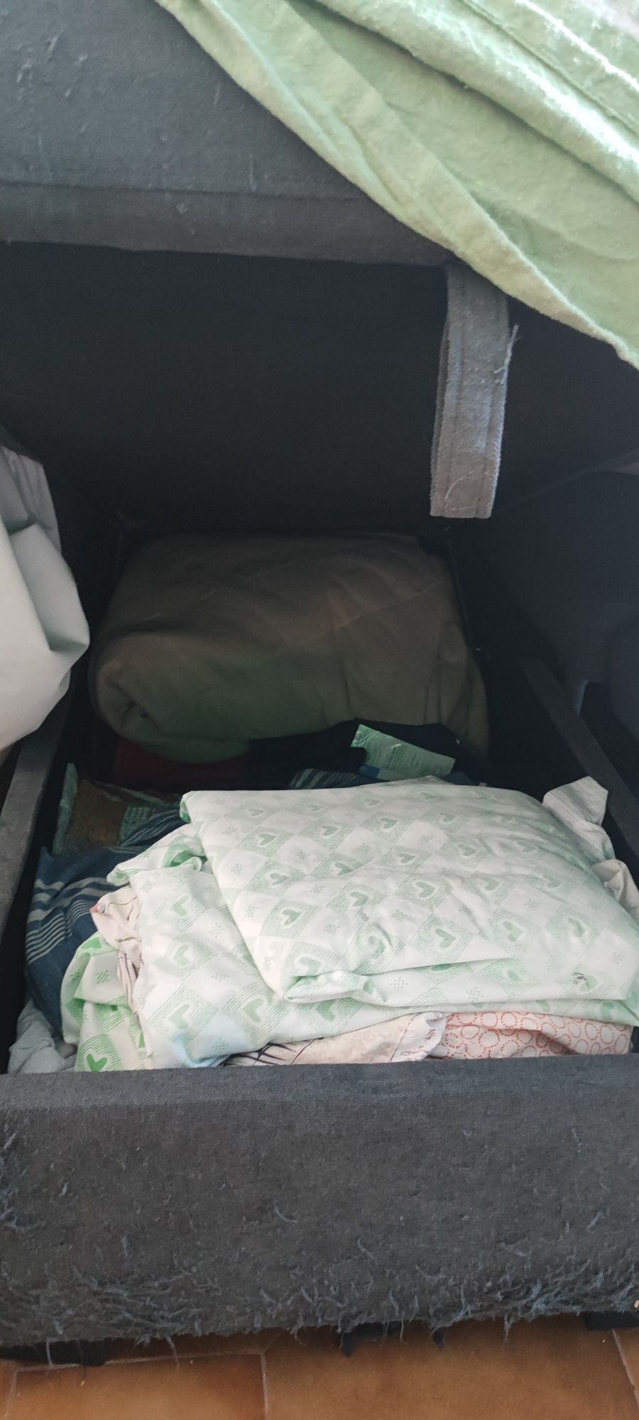 Sofá cama 3 lugares com chaise long