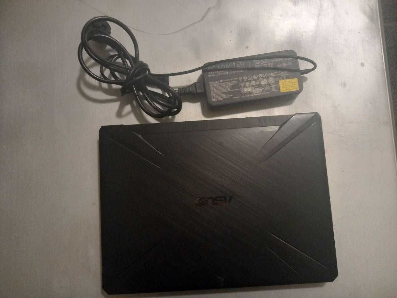 Asus FX505D Ryzen 5 GTX 1650 4 Гб оперативка 8 ігровий ноут