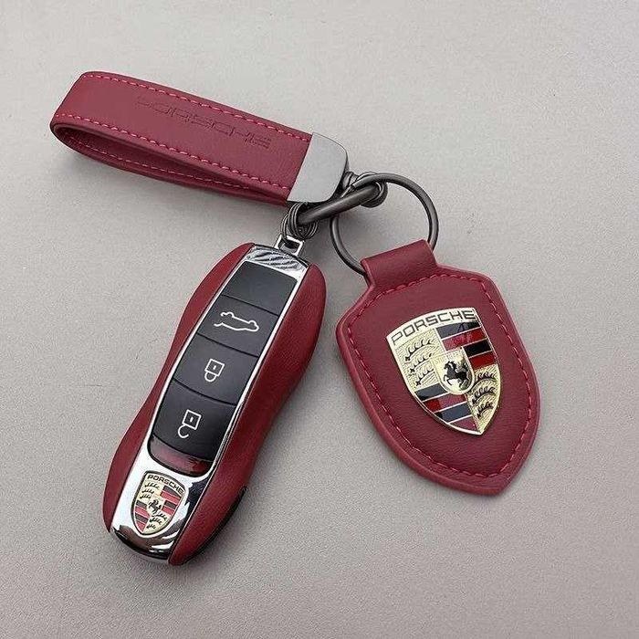 Бордовий шкіряний брелок Porsche | Елітний аксесуар для ключів