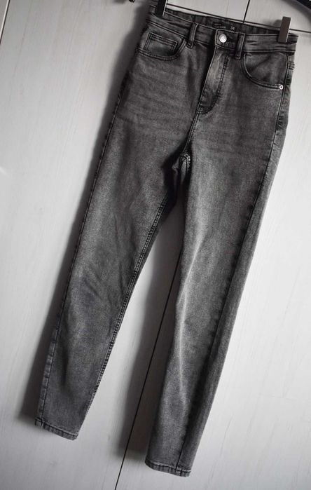 Spodnie jeansowe XS 34 dżinsowe jeansy rurki skinny z wysokim stanem