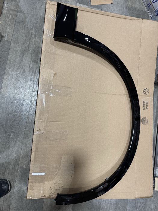 Honda Prologue центральне кріплення бампера