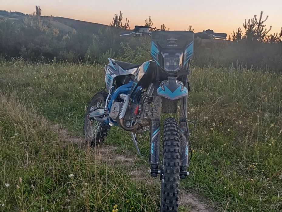 Продам пітбайк Asix XB 140.