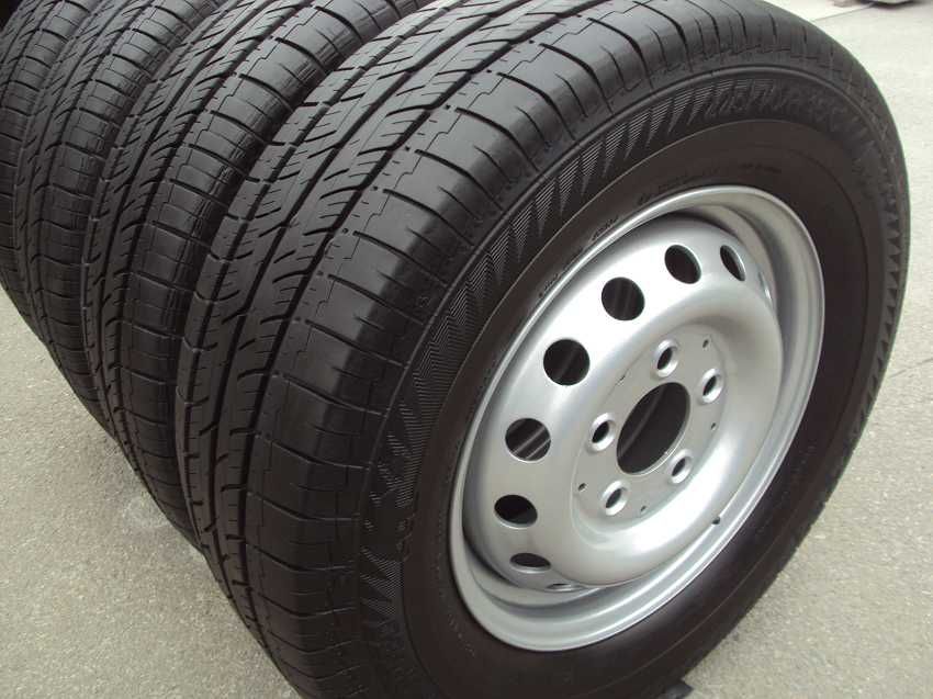 Gislaved 225/70/15C