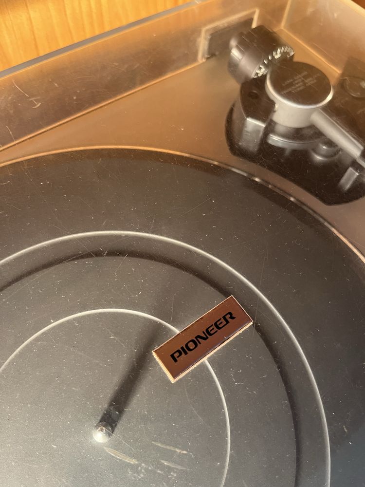 Gira Discos Pioneer PL-120