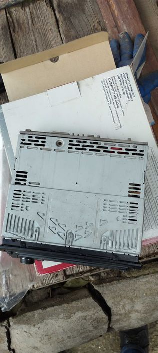 Автомагнитола SONY