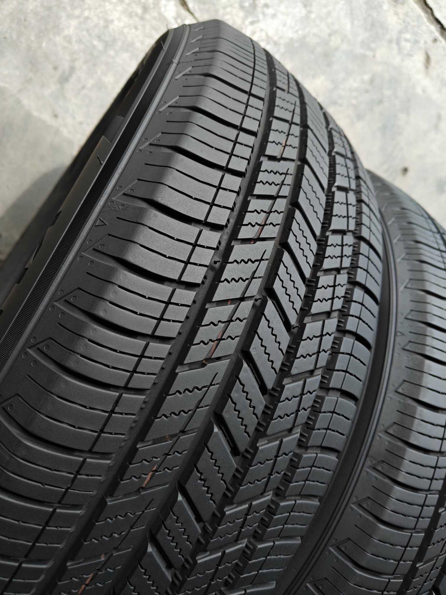 R18 225 60 Kumho Solus всесезонка шини 2шт як НОВІ майже 24рік