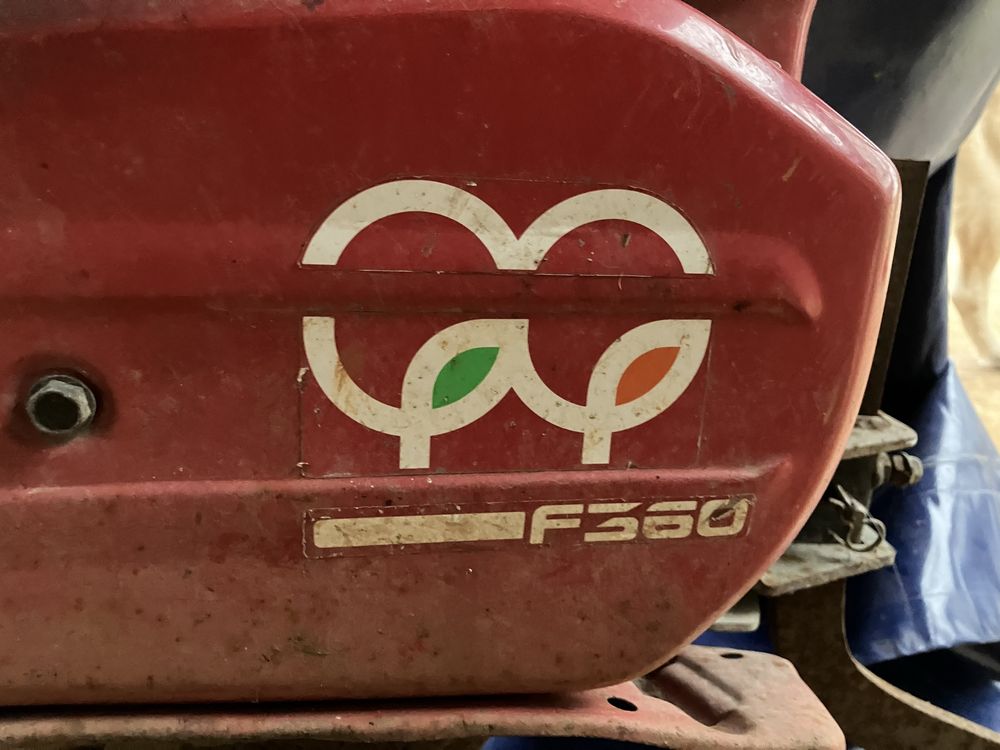 Trator de Fresa Honda F360