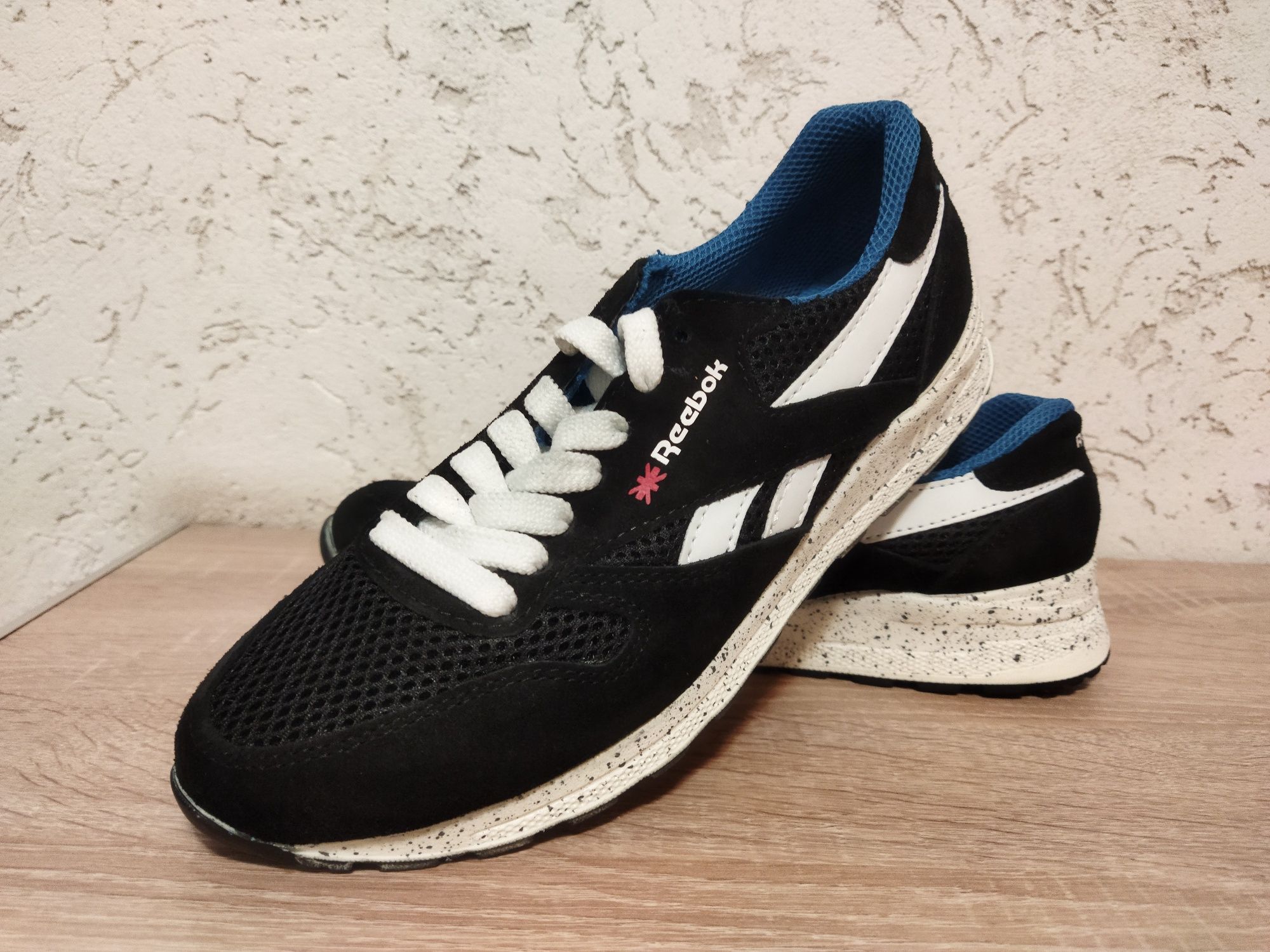 Кроссовки Reebok 36 р. новые