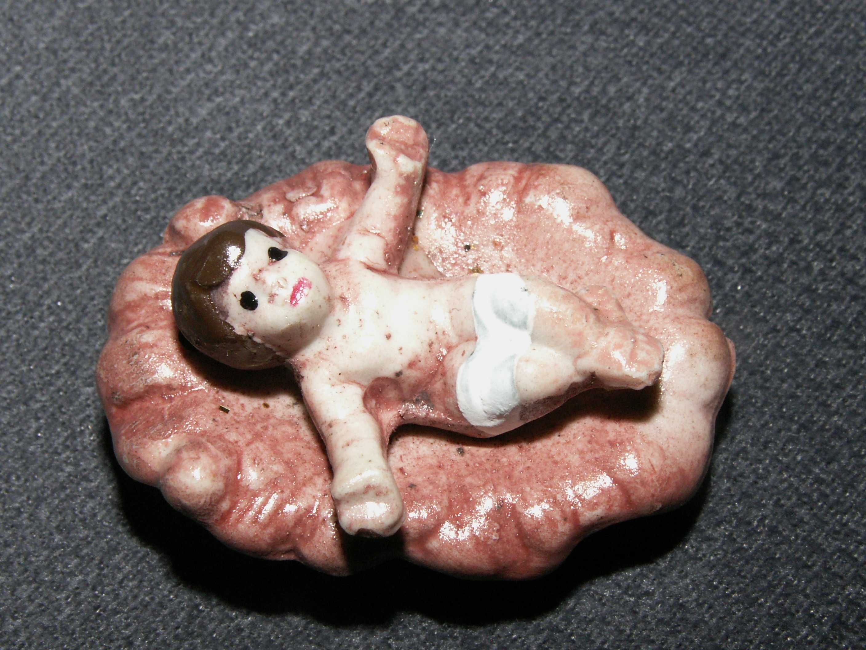 Mini szopka z ceramiki 6,5 cm Figurki do szopki = Stajenki - Stajenka
