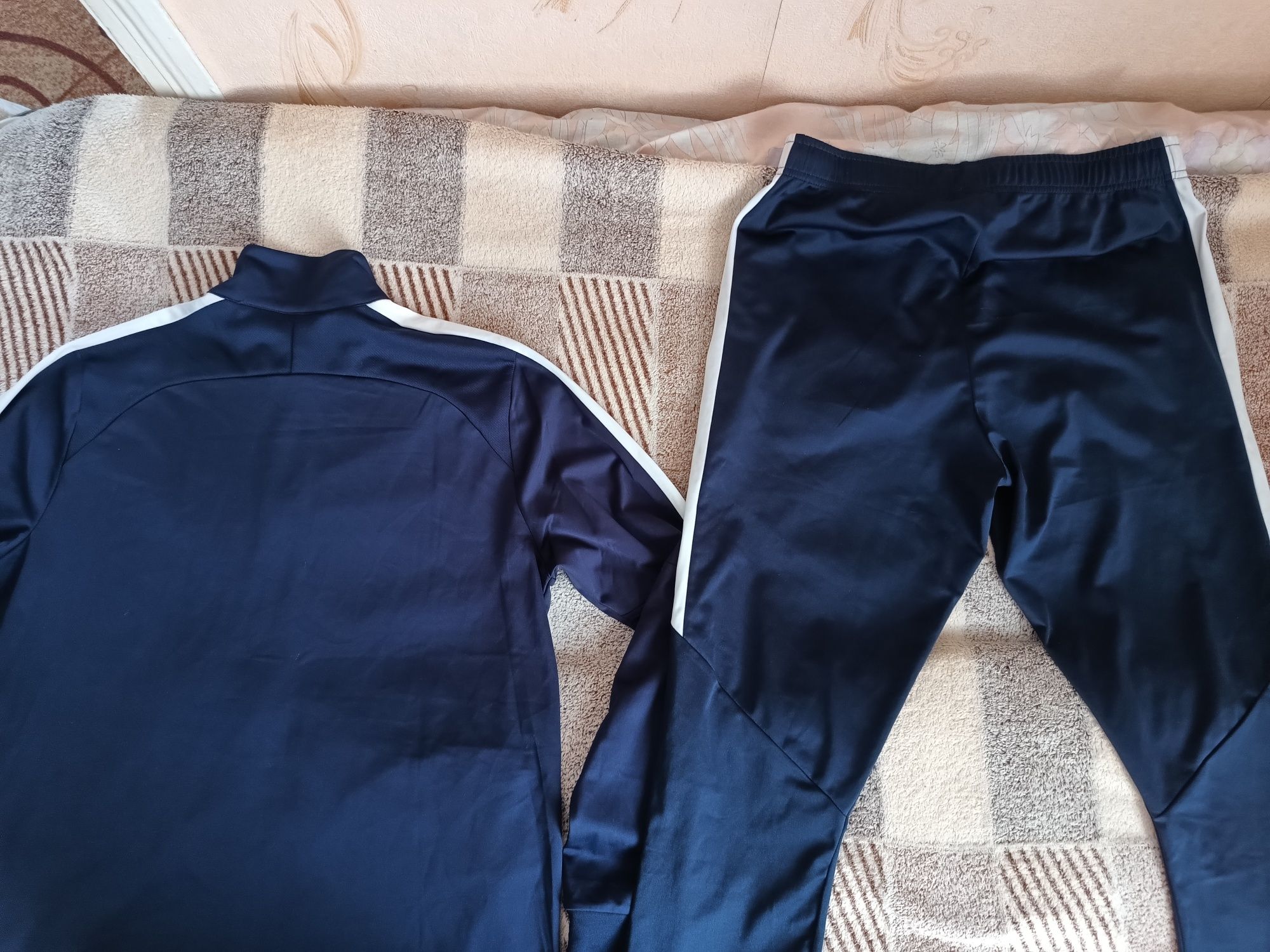 Спортивний тренувальний костюм Craft Progress
