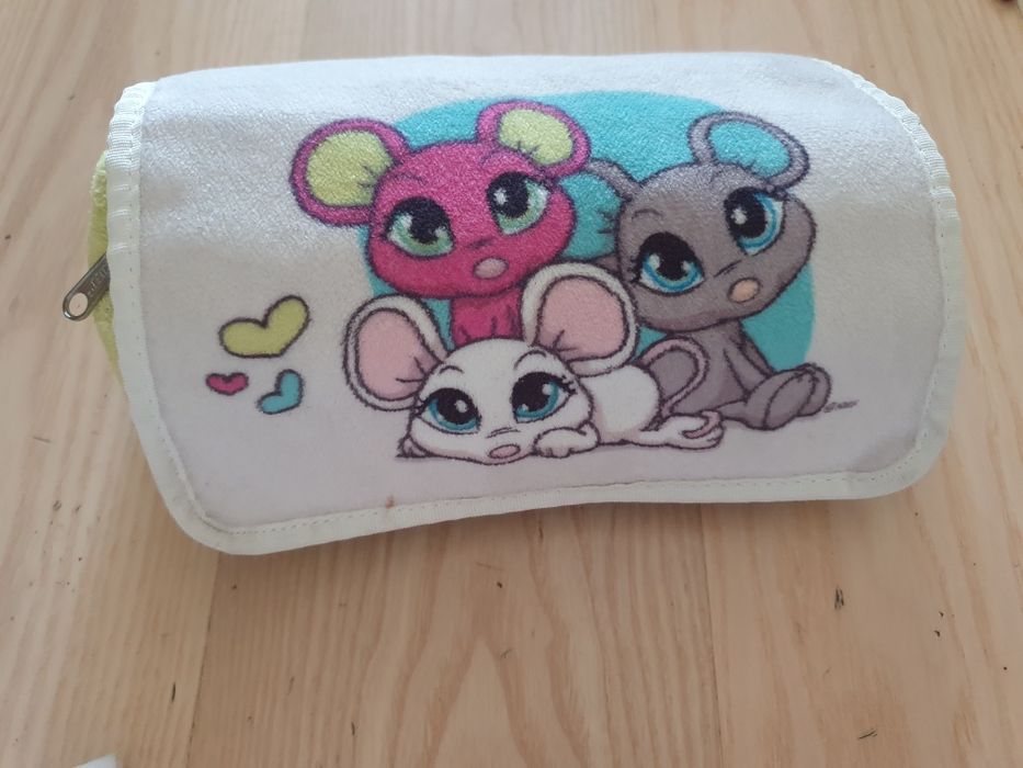 Piórnik z wyposażeniem