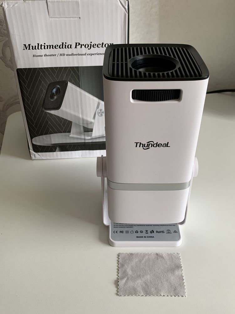 Проектор Thundeal TD80W android 13 4K Smart