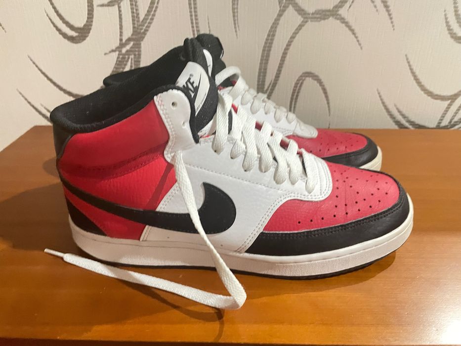 NikeCourt Vision