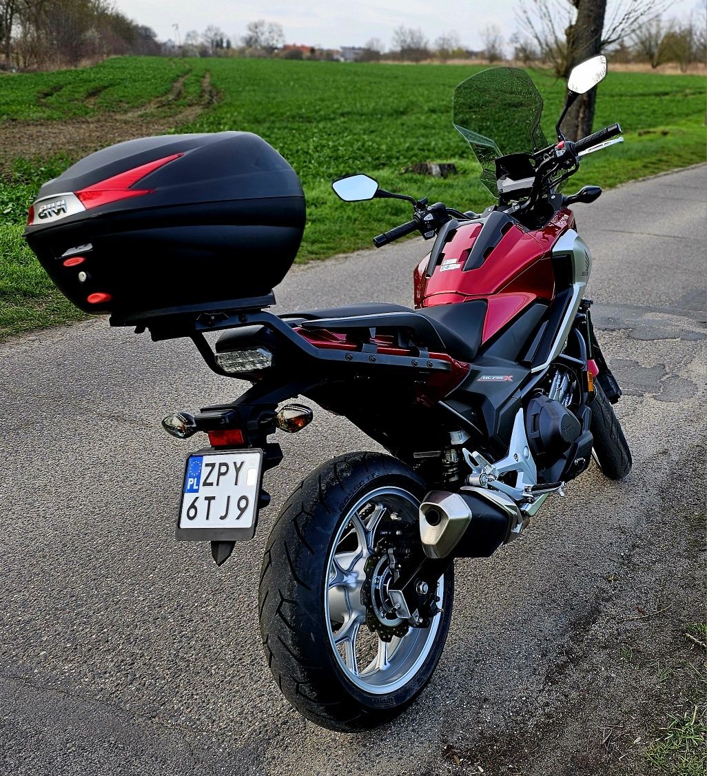 HONDA NC750X DCT - rej. PL - 2019r.- przeb. 4560km - ks. serwis.