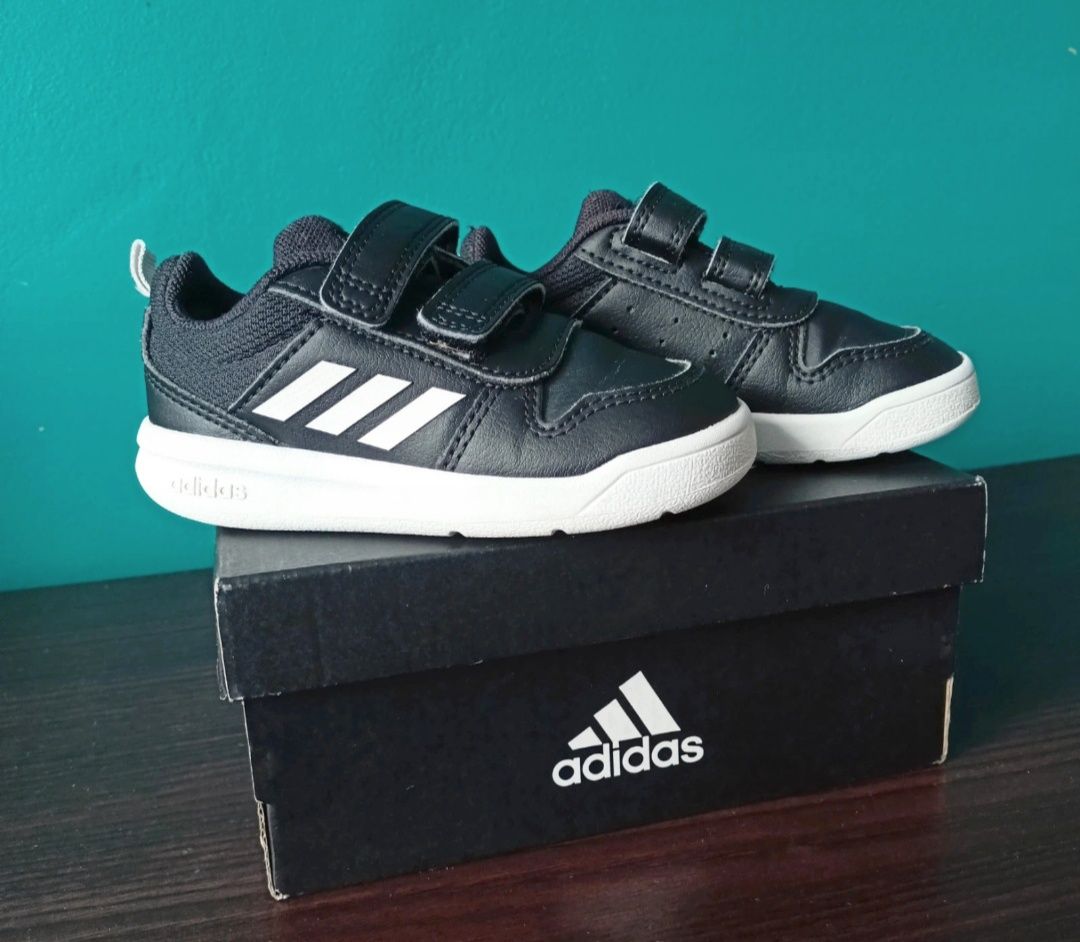 Buty chłopięce adidas