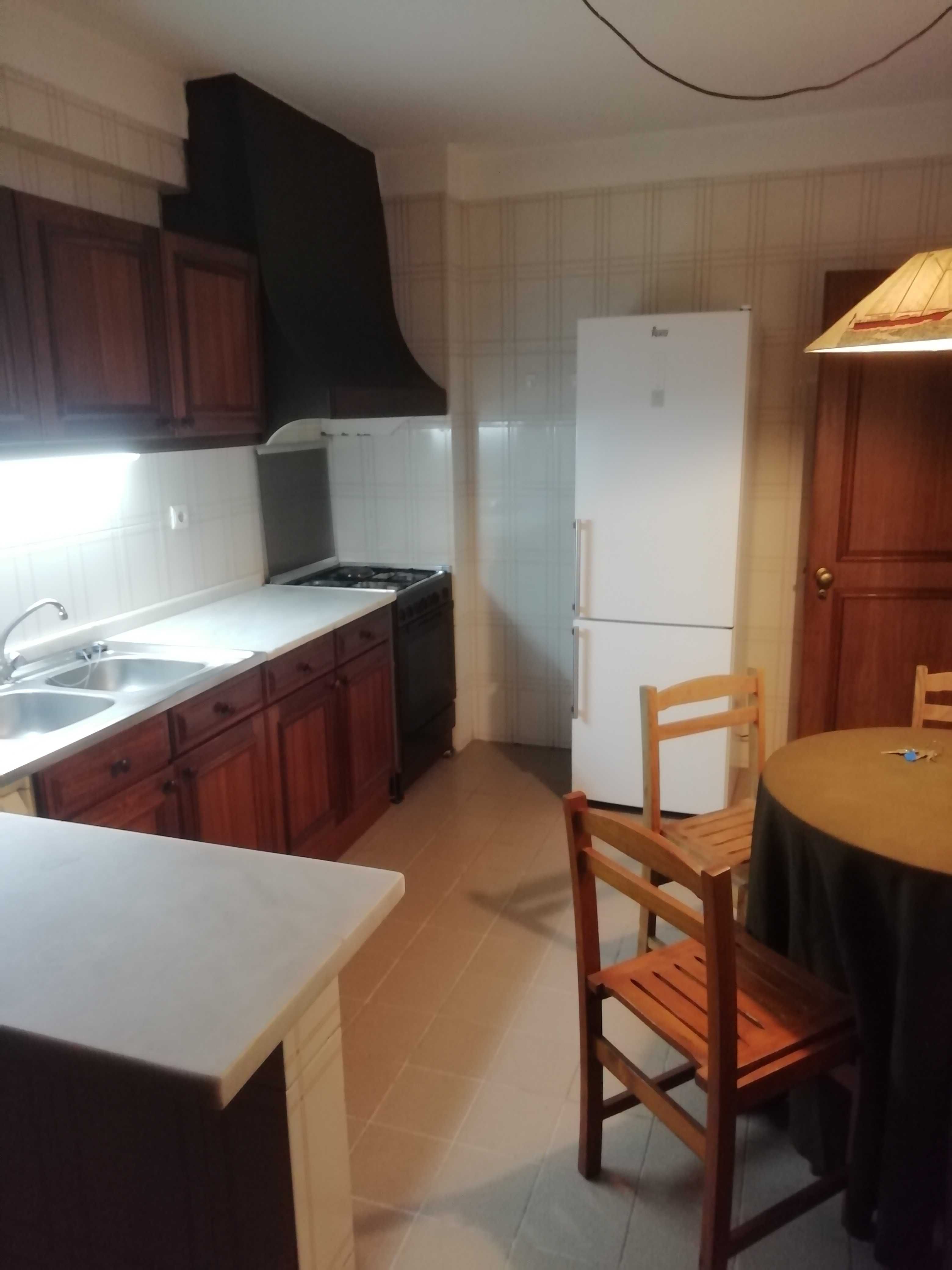 Apartamento T2 Alugar Aveiro Bairro do Liceu