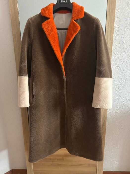 Шуба-пальто жіноча коричнева