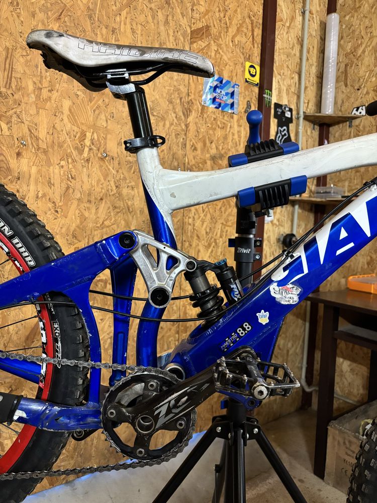 Двухпідвіс Giant Glory 8.8 2008 Dh, Boxxer, Fox, Dt swiss, Shimano