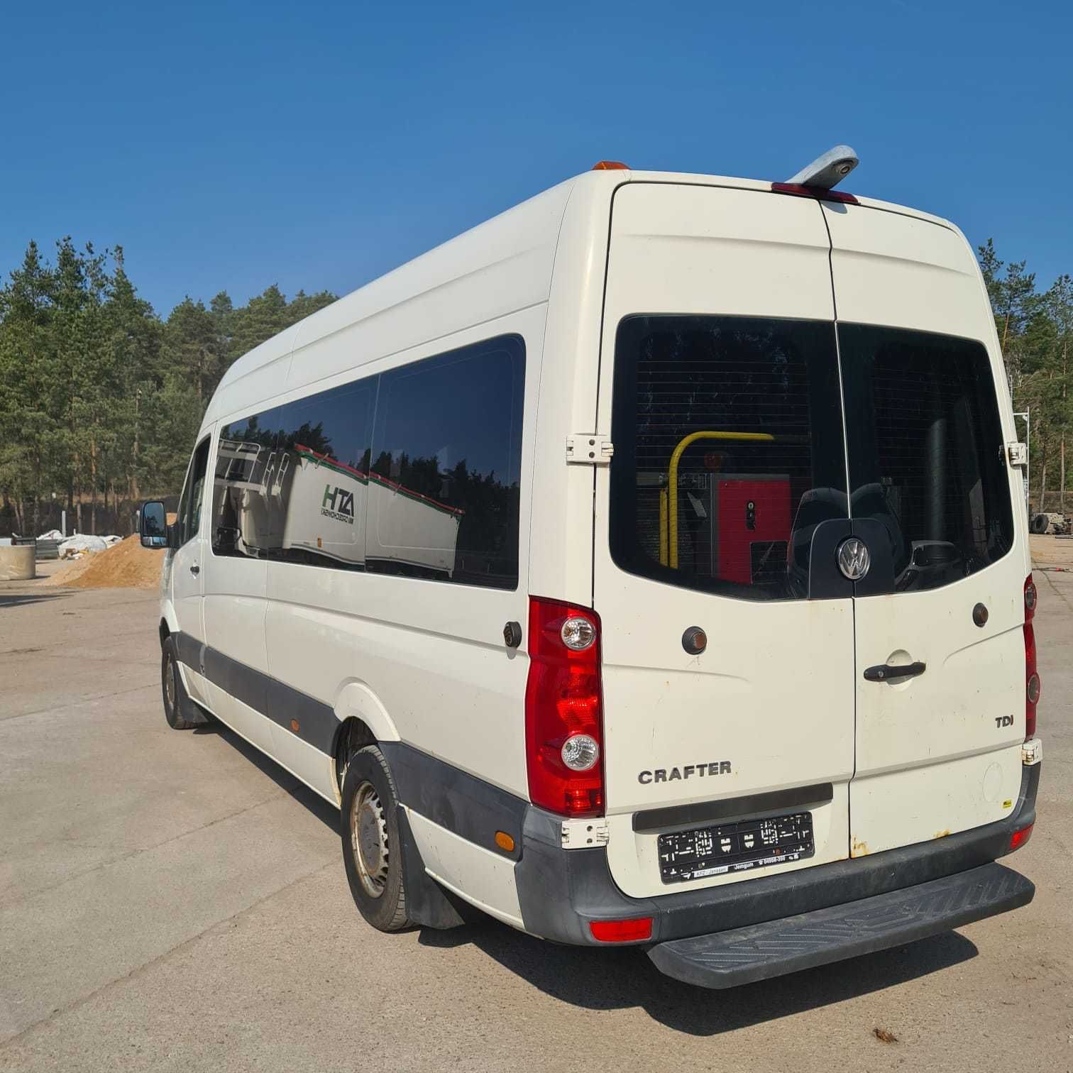 Crafter 2,5 TDI osobowy,sprowadzony z DE  26990zł netto 180tys kilm.