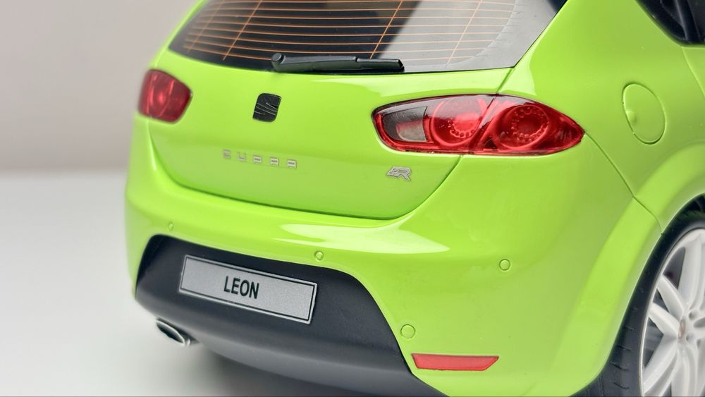 1/18 2010 Seat Leon Cupra R Kiwi Green Otto Models OT404