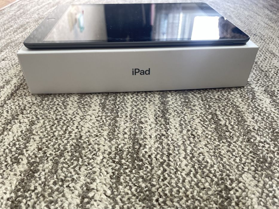 Планшет Apple iPad 10.2 64GB, Wi-Fi (Space Gray) 2021 (MK2K3)