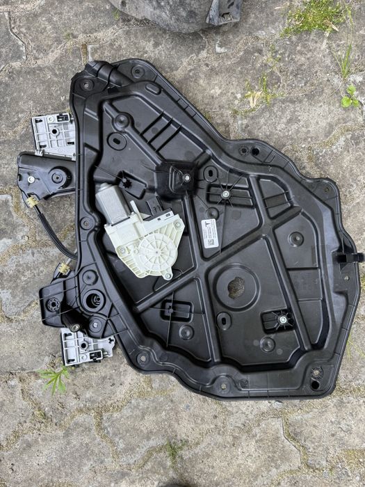 Склопідйомник tesla model 3/Y склоочеститель механизм склоподёмник тел