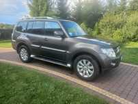 Mitsubishi Pajero Sprzedam Mitsubishi Pajero IV z 2010 roku, 3.2 diesel, krajowy