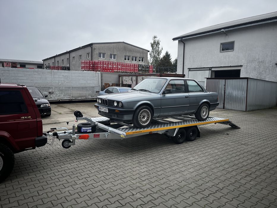 Wynajem przyczepy lawety przyczepa laweta DMC 2500kg 2-osie Piaseczno