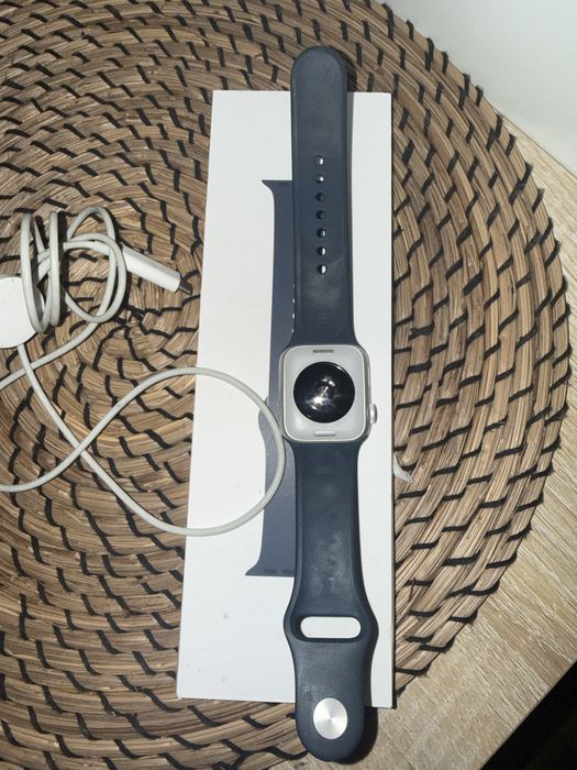 Zegarek aplle watch se