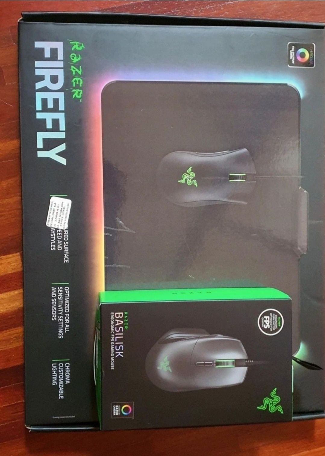 Razer podkładka rgb + mysz