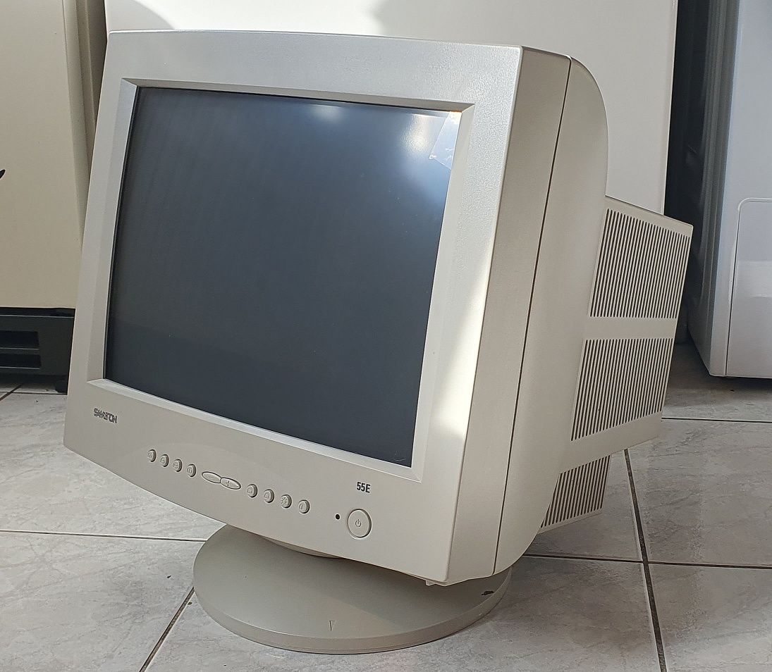 Монітор Samsung Samtron 55E
