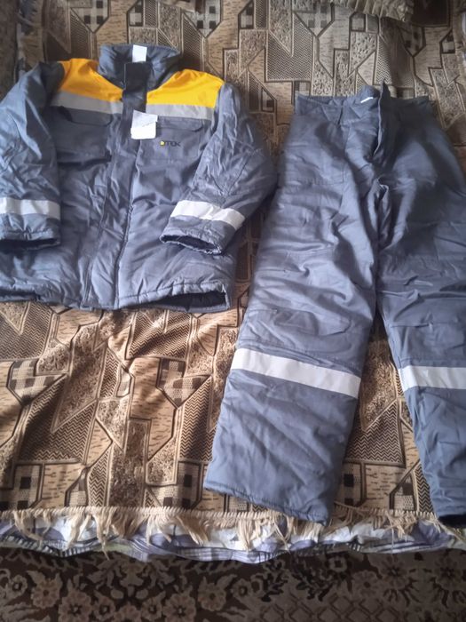 Костюм утеплённый рабочий р.52-54.