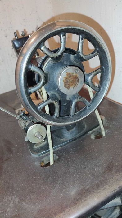 Sprzedam maszynę do szycia