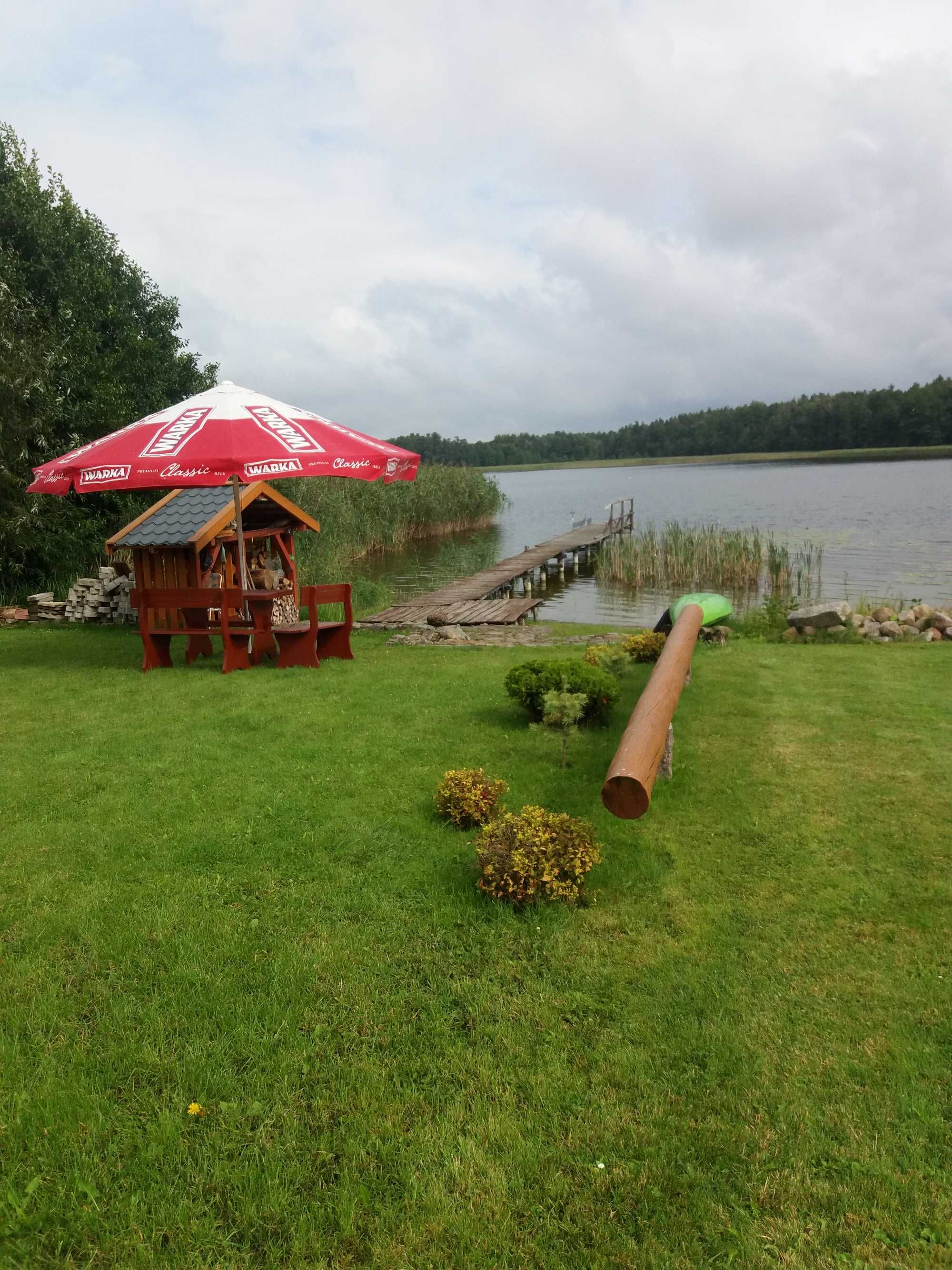 Domek na Mazurach z tarasem na jezioro