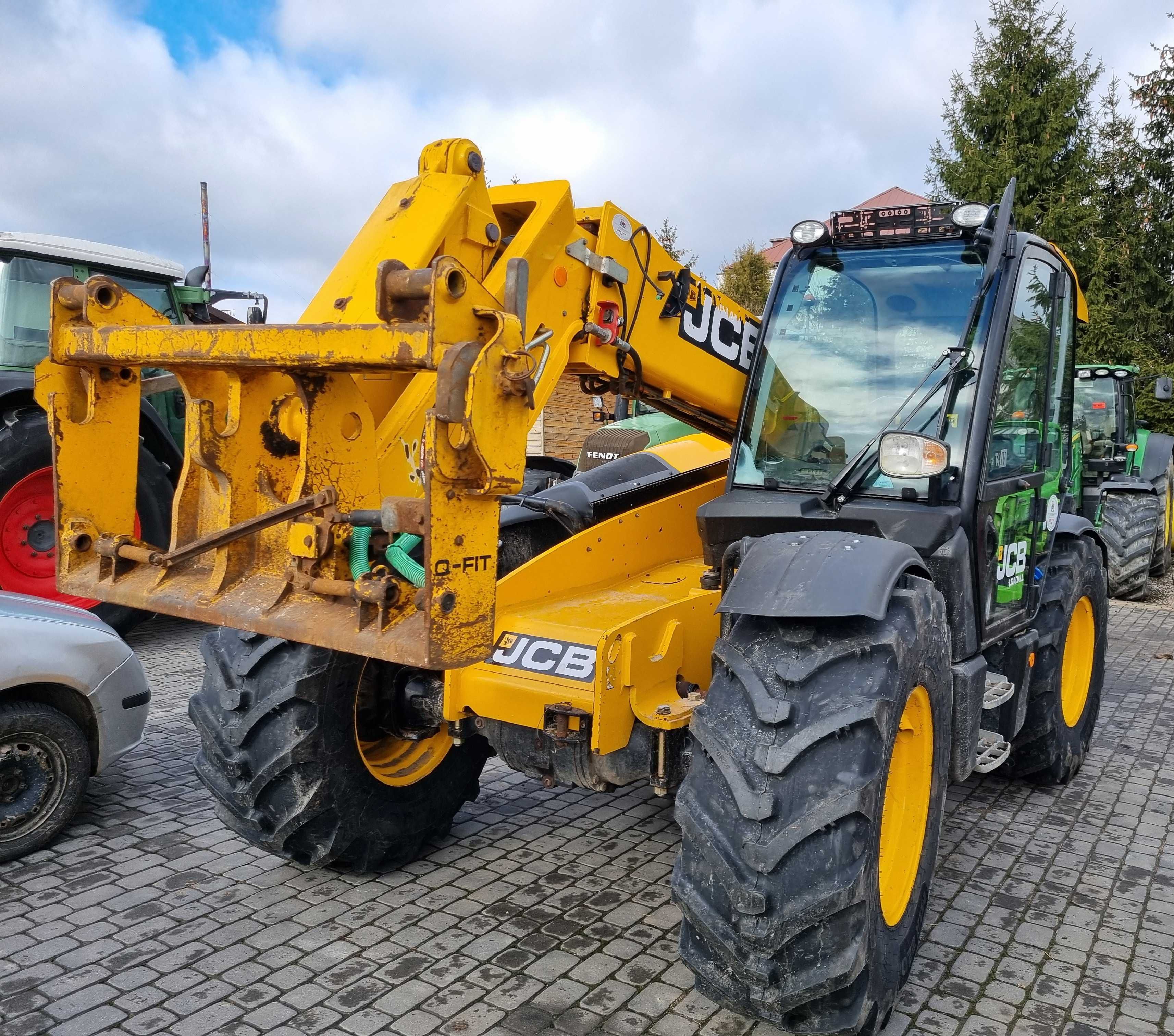Ładowarka teleskopowa JCB 541-70