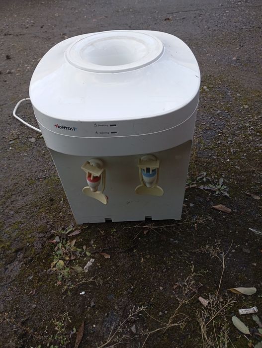 Продам кулер для воды